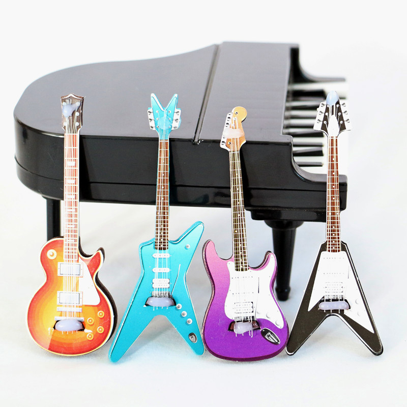 1Pcs 1/12 Dollhouse Guitar Toy - Musical Instruments recensie en prijs